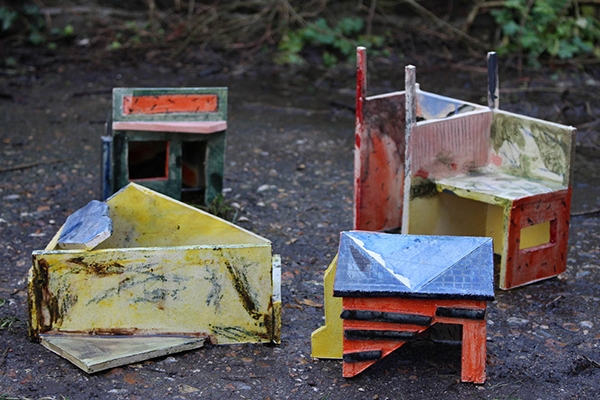 Ruine, baraque, chantier et cabane, production avec Héloise Bariol